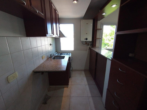 Imagen 8 de 18 de Departamento En Alquiler En La Plata Calle 10 Esq 36 Dacal Bienes Raices