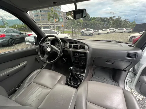 Mazda B2200 2.2 B22Cs3