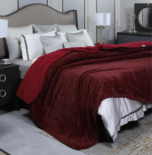 Frazada Mariages Home Salamanca Flannel edredón color bordó con diseño liso de 280cm x 240cm