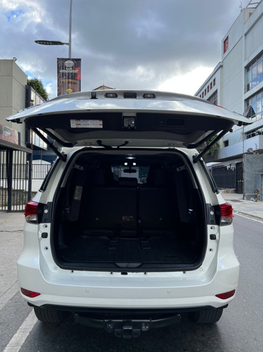 Imagen 6 de 16 de Fortuner Dubai Vrx 2018