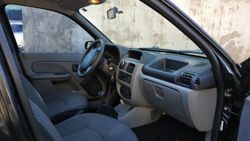 Renault Clio 1.2 Authentique Pack Ii 75cv 2012