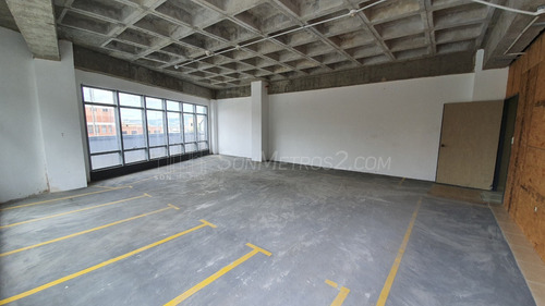 Oficina Deposito Venta Con Financiamiento Boleita Norte 134 Mts2 + Terraza Sonmetros2