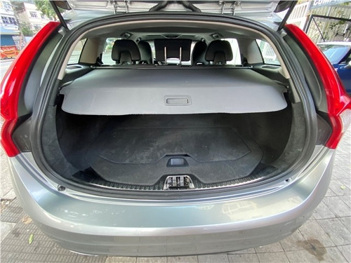 Volvo V60 2.0 T5 Momentum Turbo Gasolina 4p Automático