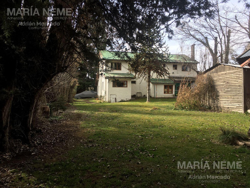 Casa Con Departamento Y Dos Cabañas En Venta - 246 M2 Totales - Lote 1000 M2 - A 15 Cuadras Del Centro