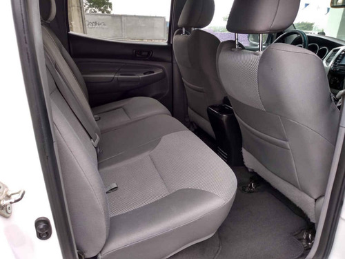 Imagen 13 de 15 de Toyota Tacoma 2015 4p Trd Sport V6/4.0 Aut
