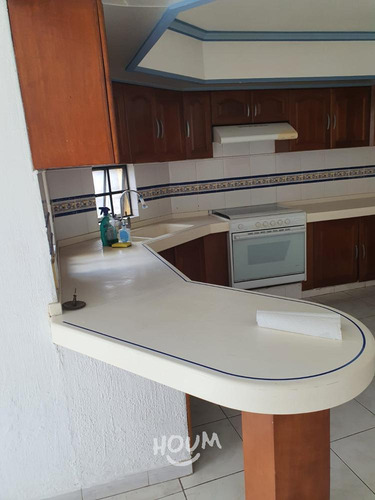 Casa En El Palomar Secc Balcones, Tlajomulco De Zúñiga Con 4 Recámaras, 800 M², Id: 151387