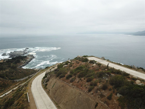 Sitio En Punta Pite (permite 3 Casas)