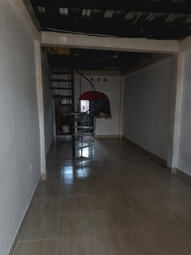 Casa Remodelada 2 Plantas, Listas Para Estrenar