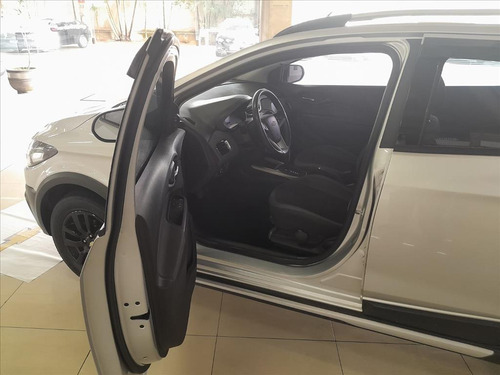 Chevrolet Onix 1.4 MPFI LT 8V FLEX 4P AUTOMÁTICO