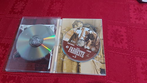 Box 3 Dvds Cinema Faroeste Vol.5 Sem Luva Com Cards Versátil (Usado)