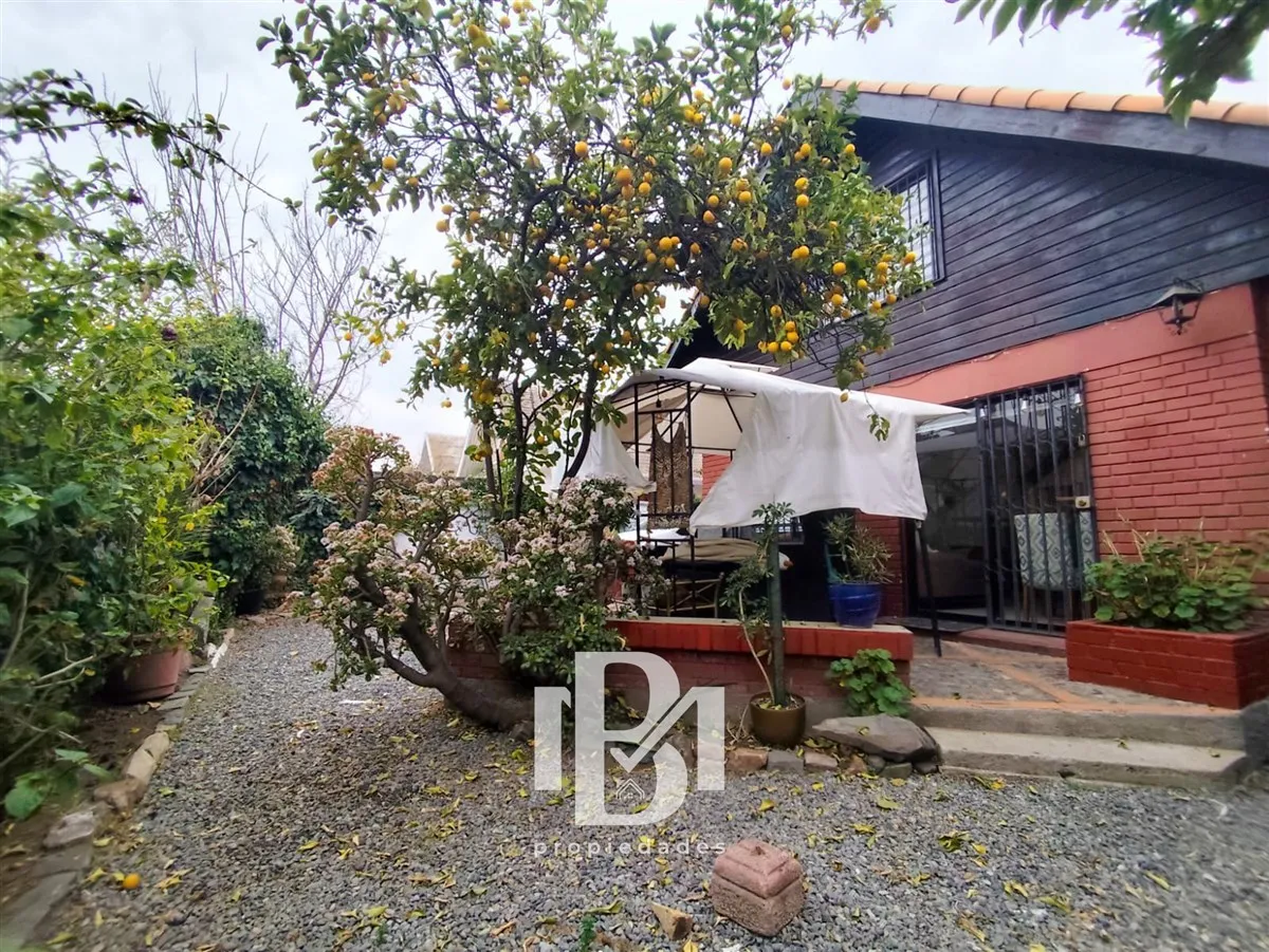 Imagen 3 de 15 de Casa En Venta De 4 Dorm. En Las Condes