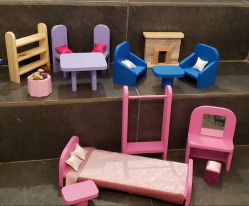 Muebles De Muñecas En Madera Tamaño Barbie 14 Piezas Almohad