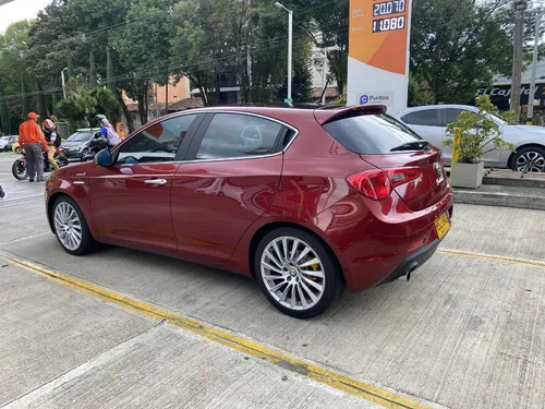 Alfa Romeo Giulietta 1.4 Distinctive Mt 2012