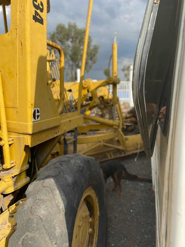 Imagen 8 de 9 de Motoconformadora Caterpillar 130g