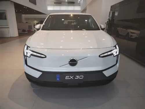 Volvo EX30 CORE