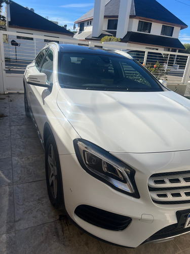 Mercedes-Benz Clase GLA 1.6 Gla250 Amg-line 211cv