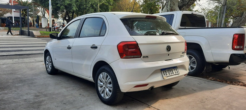 Imagen 3 de 9 de Volkswagen Gol Trend 2018 1.6 Trendline 101cv