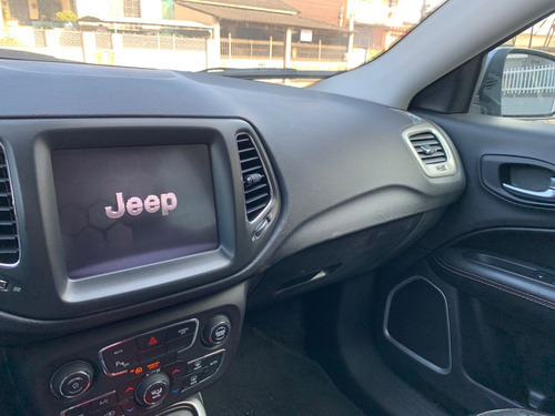 Jeep Compass 2.0 16V FLEX LONGITUDE AUTOMÁTICO