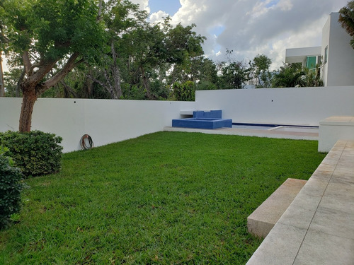 Imagen 9 de 25 de Casa Super Amplia En Lagos Del Sol Cancun