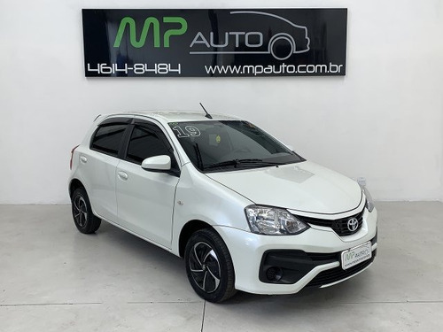 Imagem 2 de 13 de Etios 1.3 X 16v Flex 4p Manual