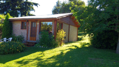 Imagen 2 de 14 de Cabaña En Lago Puelo, Chubut, Patagonia Argentina