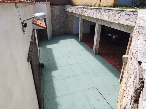 Casa Com Piscina Semi Olímpica Aquecida, (mansão),sauna, Spa Hidromassagem Para 9 Pessoas ,8 Quartos, 1516 Metros, Salão De Festas, Salão De Jogos Completo, Churrasqueira Completa, Alarme Cameras