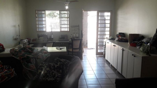 Imagem 6 de 15 de Casa Para Venda Em Ra Xiv São Sebastião, Residencial Do Bosque, 6 Dormitórios, 2 Suítes, 2 Banheiros, 3 Vagas - M0170_1-877648