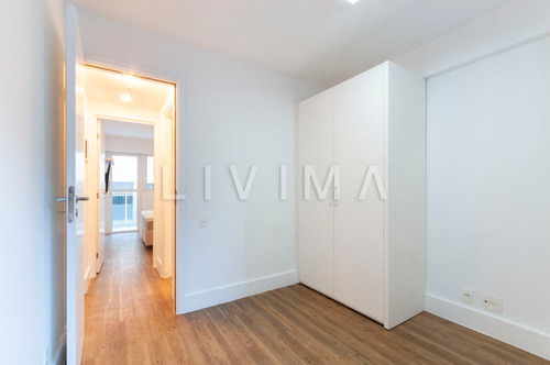 Imagem 11 de 16 de Flat À Venda Na Avenida Epitácio Pessoa, Lagoa, Rio De Janeiro - Rj - Liv-11806