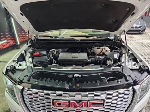 GMC Yukon 6.2 Denali 8 Vel Awd At