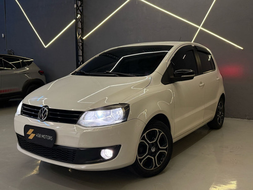 Volkswagen Fox 1.0 Seleção Tec Total Flex 5p