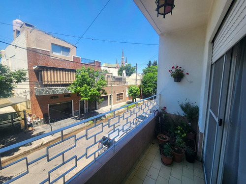Venta Ph 4 Ambientes Santos Lugares