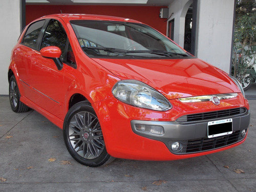 Fiat Punto 1.6 16v Sporting Uconnect + Nav 2016 Carbone