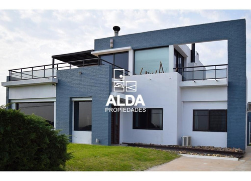 Casa Punta Colorada Piriápolis 4 Dorms Alquiler Temporada Ca201033