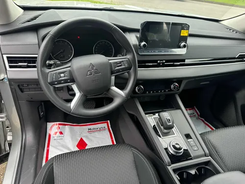 Mitsubishi All New Outlander 4x2 2.5l At.