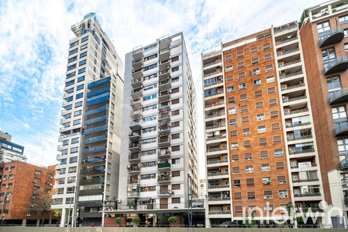 Departamento En Belgrano - 2 Ambientes C/cochera - Venta.