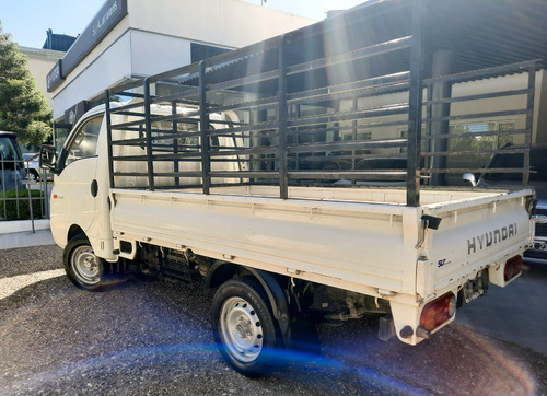 Imagen 6 de 11 de Hyundai H-100 2006