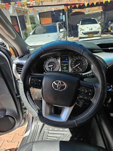 Toyota Hilux Srx 2.8 4x4 Diesel At Mod 2023