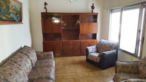 Imagen 2 de 14 de Alberti 2500 - La Tablada - Venta En Block