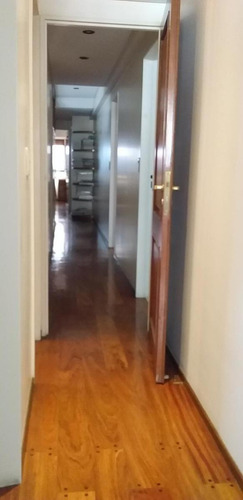 Excelente Piso - 5 Amb. Dep. 4 Baños 2 Balcones 2 Cocheras Baulera. - Belgrano.