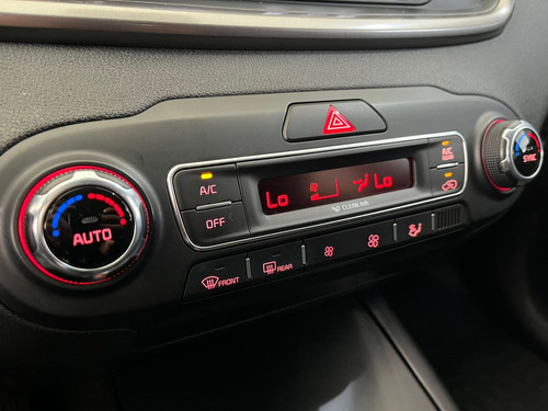 Kia Sorento 2.4 16V GASOLINA EX 7L AUTOMÁTICO