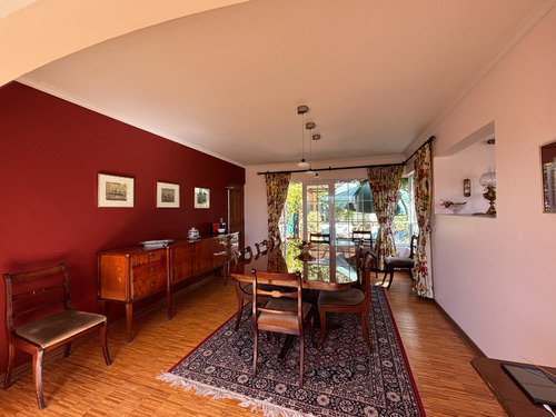 Hermosa Y Luminosa Casa, Estilo Georgian.