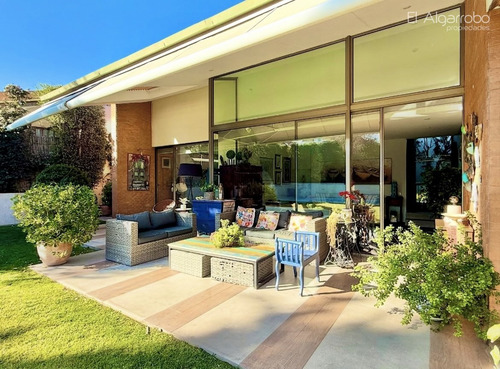 Impecable Casa En Venta 4 Dorm En Lo Barnechea