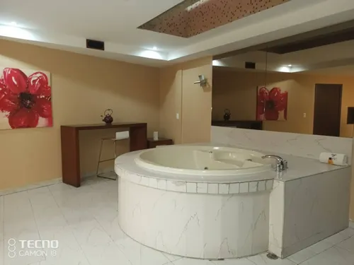 Venta Hotel Aladin Wsuarez