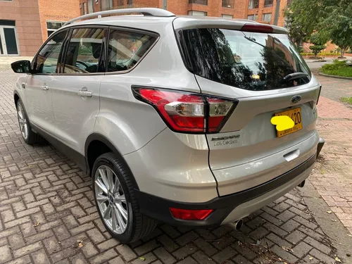 Ford Escape 2.0 Titanium