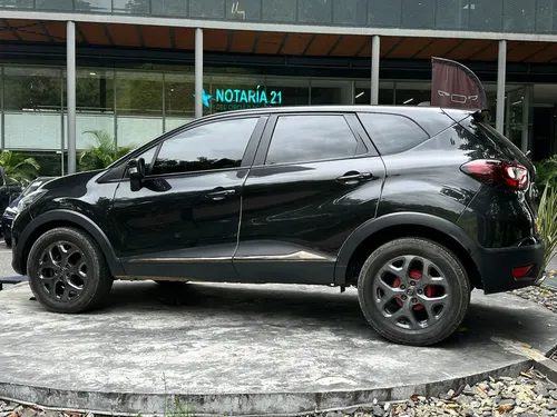 Renault Captur 2.0 Intens Automática