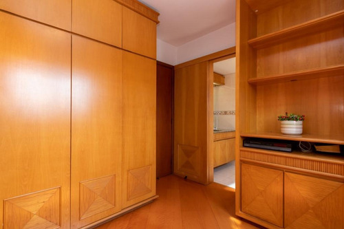 Imagem 12 de 30 de Cobertura Com 320 M² Por R$ 1.946.000 - Cabral - Curitiba/pr - Co0027