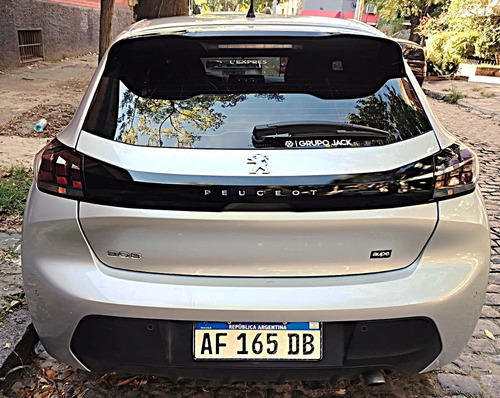 Peugeot 208 1.6 Feline Tiptronic
