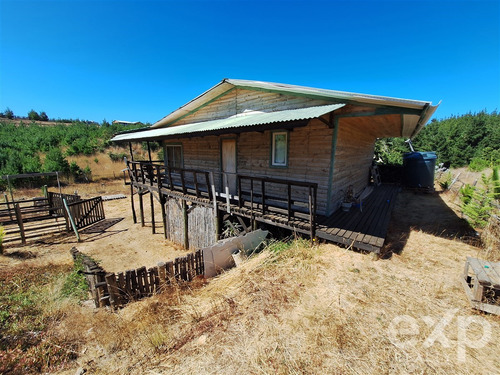Casa En Venta De 2 Dorm. En Pichilemu