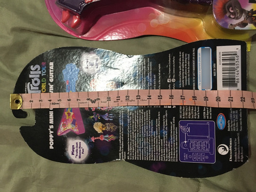 Imagen 5 de 9 de Juguet Trolls World Tour Guitarra -poppy Mini Groovin Guitar
