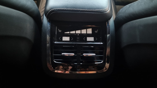 Volvo XC60 2.0 T5 R-design AWD